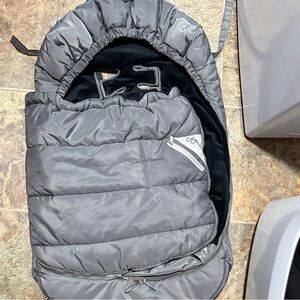 JJ Cole Gray Quilted Kids Bundle Me